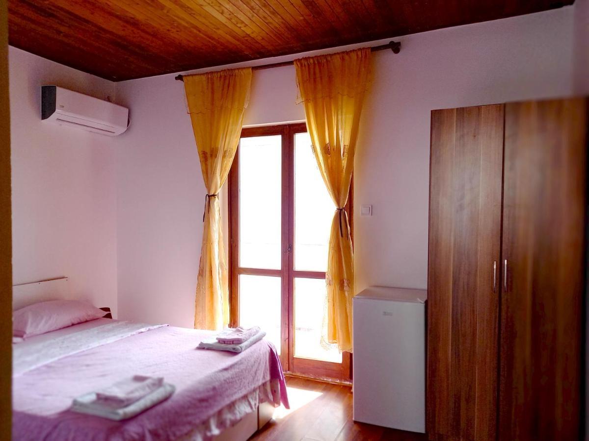 Apartments Kaludjerovic Херцег Нови Екстериор снимка